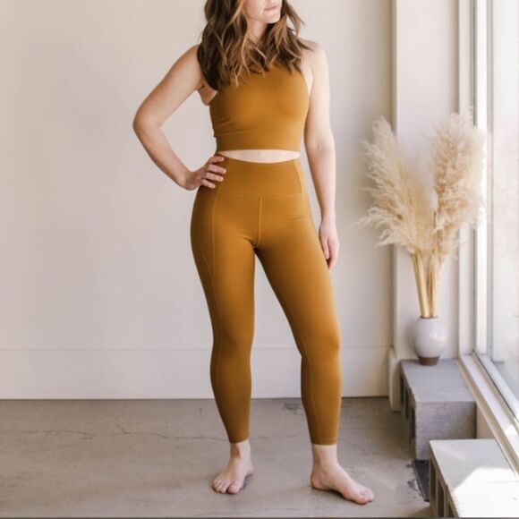 Girlfriend Collective Classic High Rise Compressive Leggings in Saddle Size S - Picture 1 of 8